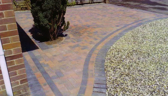block paved